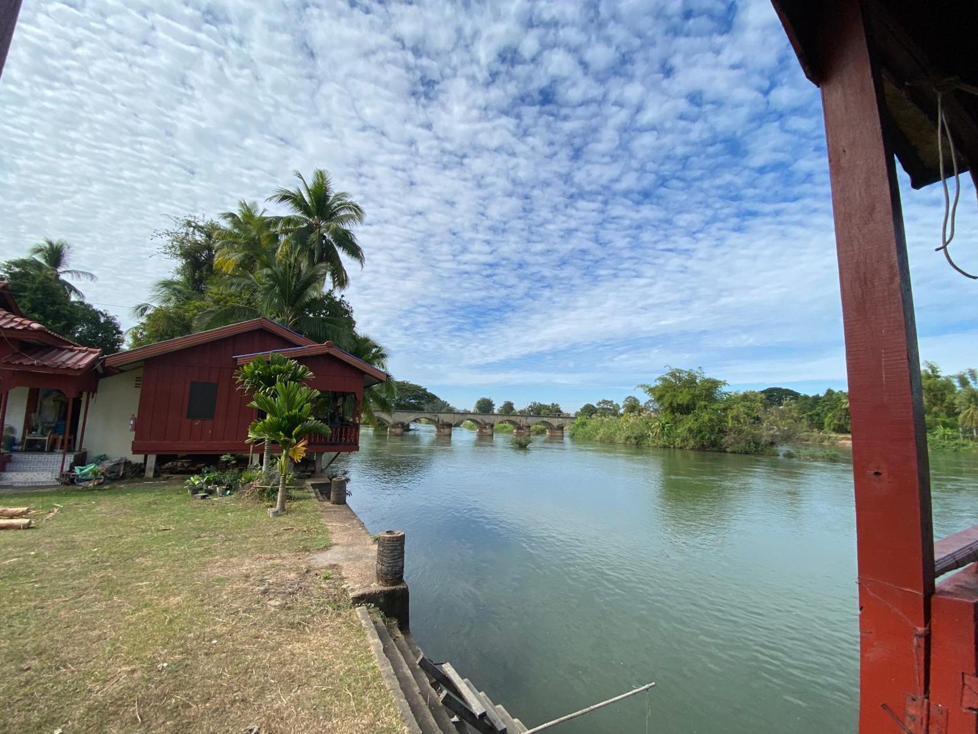 Khampheng River Views Sunset Hotel Ban Donsom Exterior photo